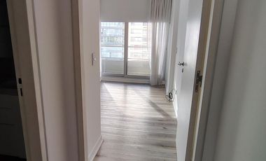 Luminoso dos ambientes con cochera en Horizons Vicente López