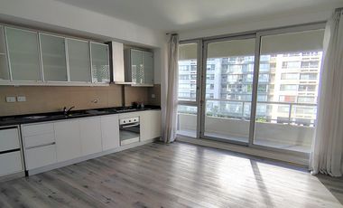 Luminoso dos ambientes con cochera en Horizons Vicente López