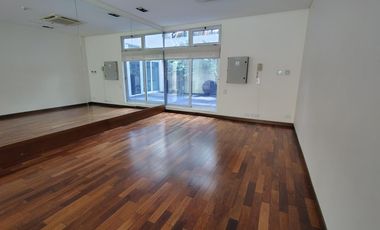 Luminoso dos ambientes con cochera en Horizons Vicente López