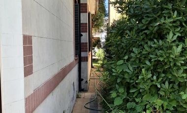 Excepcional Chalet de Estilo sobre lote doble - Venta Directa!!