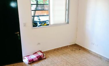Departamento 1 ambiente apto profesional o particular una cuadra de Panamericana