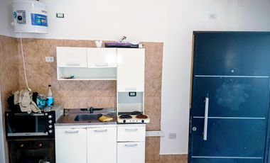 Departamento 1 ambiente apto profesional o particular una cuadra de Panamericana