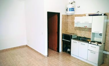Departamento 1 ambiente apto profesional o particular una cuadra de Panamericana