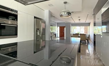 Casa en alquiler con pileta en Terralagos, Canning, Ezeiza