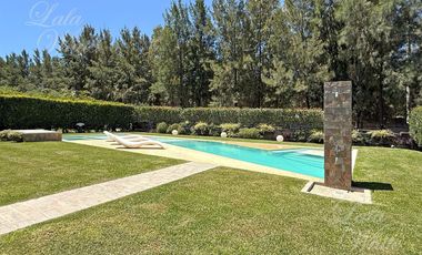 Casa en alquiler con pileta en Terralagos, Canning, Ezeiza