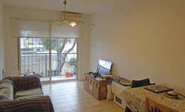 VENTA DEPARTAMENTO 3 AMBIENTES CON COCHERA EN OLIVOS