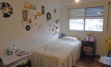 VENTA DEPARTAMENTO 3 AMBIENTES CON COCHERA EN OLIVOS