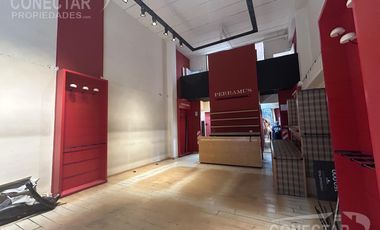 Local 6 x 15 mas primer piso - doble Altura - zona Outlets