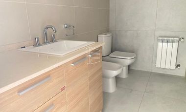 Venta - Departamento de categoría de Cipolletti  - D059