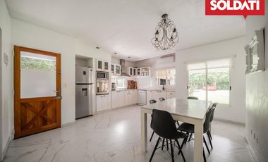 La Lomada de Pilar, casa en venta, apta credito