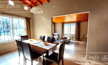 Casa en venta  - Berazategui- Sobre Av  Nestor Kirchner ideal 2 familias