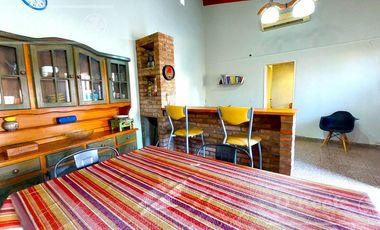 Casa en venta  - Berazategui- Sobre Av  Nestor Kirchner ideal 2 familias