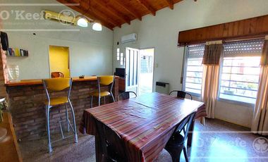 Casa en venta  - Berazategui- Sobre Av  Nestor Kirchner ideal 2 familias