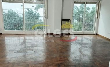 Alquiler Departamento 5 Amb.  en Ramos Mejia C/Cochera