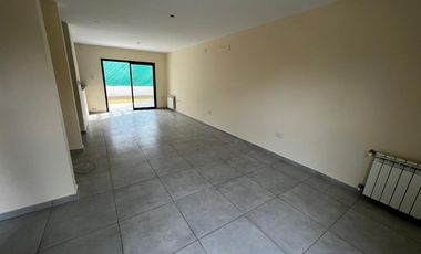 Casa en  Valle Escondido/Las Piedras