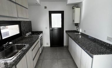 Casa en  Valle Escondido/Las Piedras