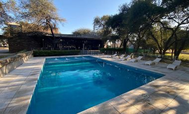 Casa en  Valle Escondido/Las Piedras