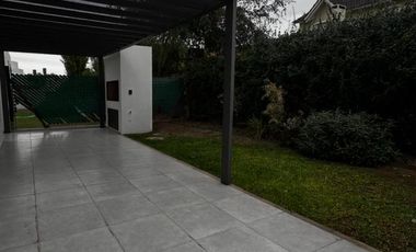 Casa en  Valle Escondido/Las Piedras