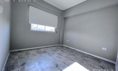 Venta de Departamento 4 ambientes con espacio guardacoches en Sarandi (32008)