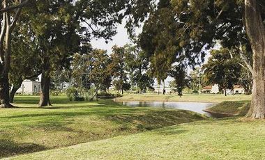 LOTE A LA LAGUNA 800m2  EN BARRIO PRIVADO SAN LUCAS - CANNING