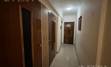 Venta departamento 4 ambientes con balcón en Wilde