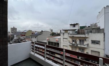 Venta departamento 4 ambientes con balcón en Wilde