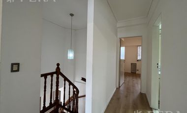 Venta departamento 4 ambientes con balcón en Wilde