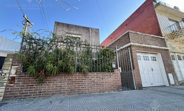 Impecable chalet de 3 dorm   3 baños   garage   quincho    jardín - APTO CREDITO!!