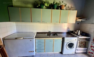 Impecable chalet de 3 dorm   3 baños   garage   quincho    jardín - APTO CREDITO!!