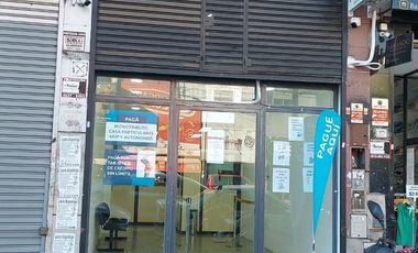 Muy buen local en 3 plantas Avellaneda y Condarco