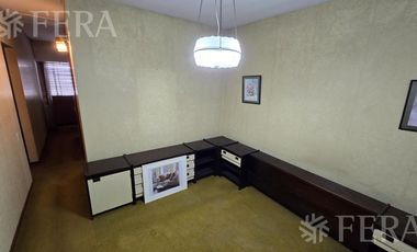 Venta de casa 4 ambientes con cochera y patio en Wilde