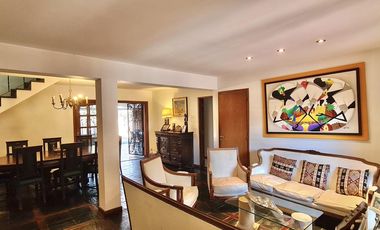 VENTA CASA 4 DORMITORIOS CON QUINCHO Y JARDÍN - FISHERTON