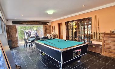 VENTA CASA 4 DORMITORIOS CON QUINCHO Y JARDÍN - FISHERTON