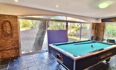 VENTA CASA 4 DORMITORIOS CON QUINCHO Y JARDÍN - FISHERTON