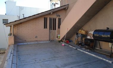 VENTA CASA MULTIFAMILIAR EN MUNRO