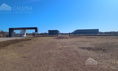 Galpón en  alquiler - Av la Voz del interior y Circunvalación