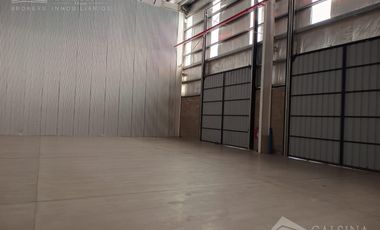 Galpón en  alquiler - Av la Voz del interior y Circunvalación