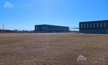 Galpón en  alquiler - Av la Voz del interior y Circunvalación