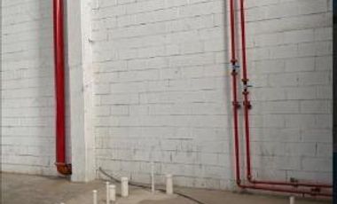 Galpón en  alquiler - Av la Voz del interior y Circunvalación