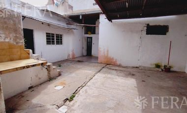 Venta casa 3 ambientes con cochera en Sarandi
