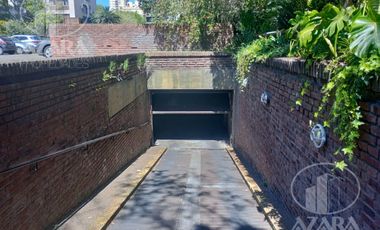 Cochera amplia y comoda EN PRIMER SUBSUELO en  bajo de vicente lopez en Venta