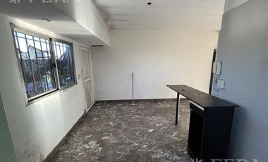 Venta Galpón sobre lote de 200mts en Wilde, IDEAL INVERSOR