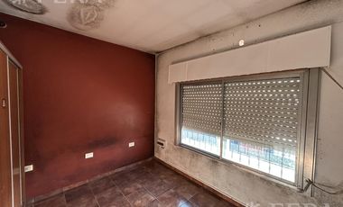 Venta Galpón sobre lote de 200mts en Wilde, IDEAL INVERSOR