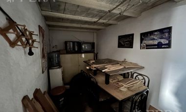 Venta Galpón sobre lote de 200mts en Wilde, IDEAL INVERSOR