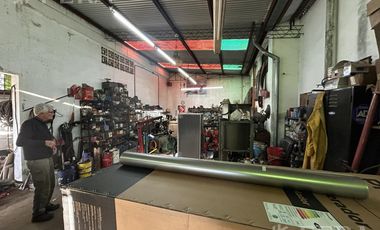 Venta Galpón sobre lote de 200mts en Wilde, IDEAL INVERSOR