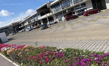 Depa RENTA El Refugio a unos pasos del Lago y Plazas comerciales