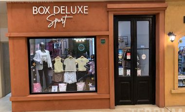 Local en alquiler : Canning :: Plaza Canning