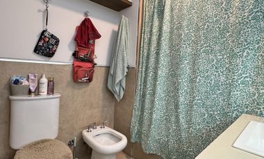 Venta de Departamento 4 ambientes con cochera y baulera en Quilmes Centro