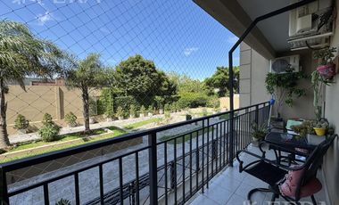 Venta de Departamento 4 ambientes con cochera y baulera en Quilmes Centro