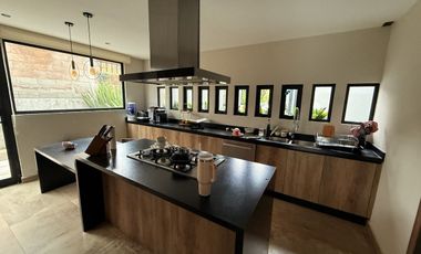 Casa en venta, Privada del Murmullo, Bosque Real